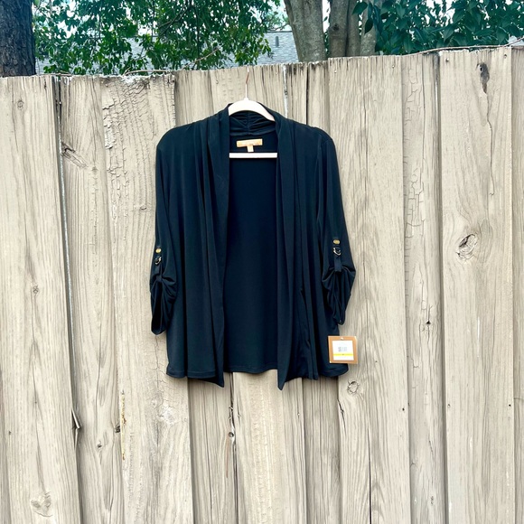 Ellen Tracy Jackets & Blazers - NWT Ellen Tracy Women's Tab Rolled Cuff Black Blazer Jacket - Size M